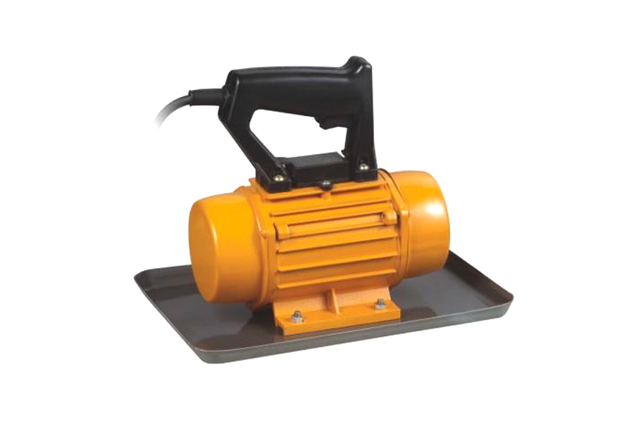 Vibrator portabil cu mistrie de beton Vibrator portabil cu mistrie de beton